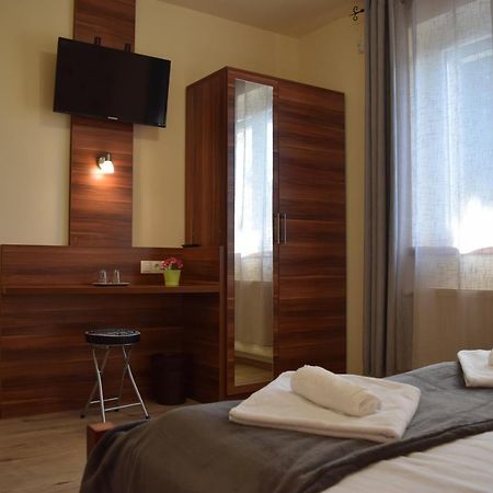 ホテル La Mia Casa Vendeghaz Kaposvár エクステリア 写真