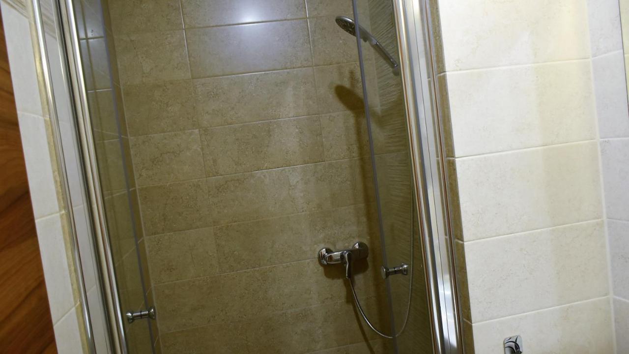 ホテル La Mia Casa Vendeghaz Kaposvár エクステリア 写真