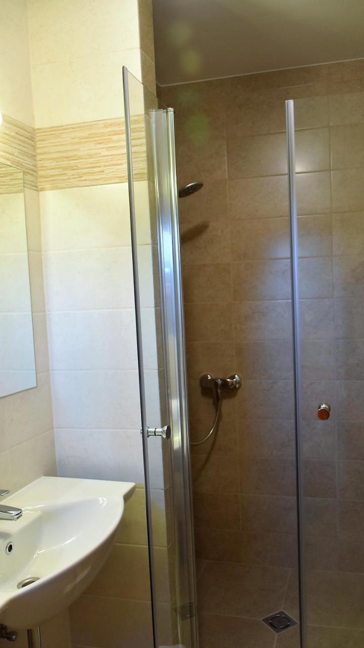 ホテル La Mia Casa Vendeghaz Kaposvár エクステリア 写真