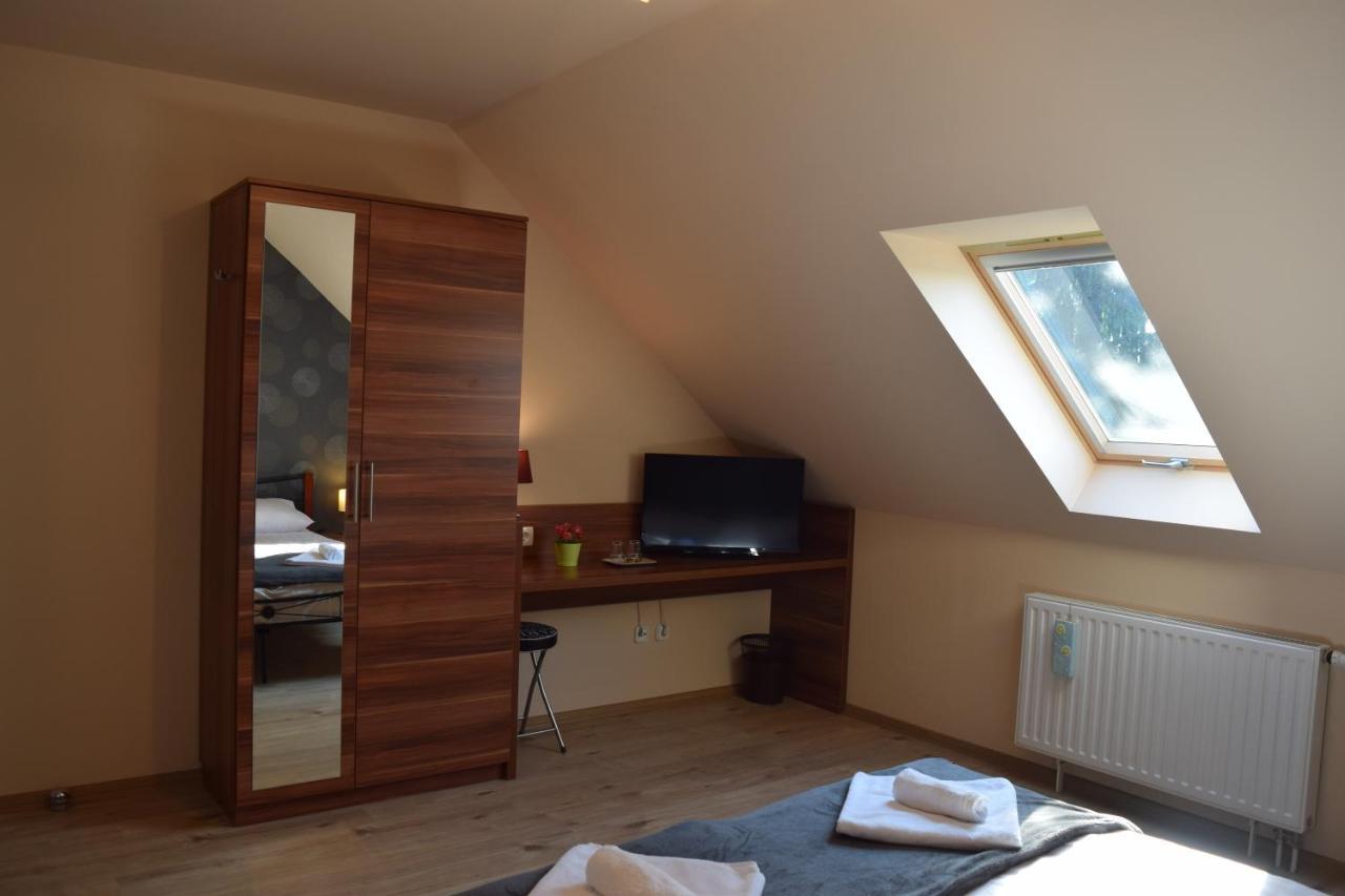 ホテル La Mia Casa Vendeghaz Kaposvár エクステリア 写真